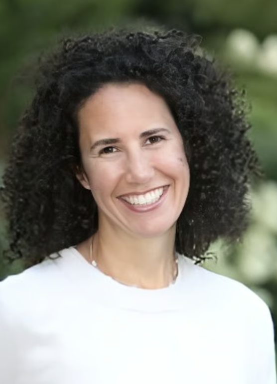 Portrait of Meredith Cohen, Licensed Real Estate Salesperson | Founding Member.